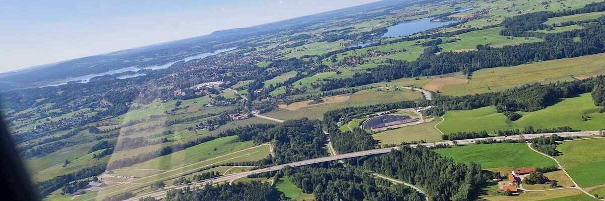 Flugwegposition um 14:39:51: Aufgenommen in der Nähe von Garmisch-Partenkirchen, Deutschland in 1012 Meter